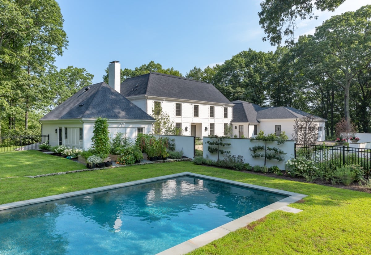 front-yard-pool