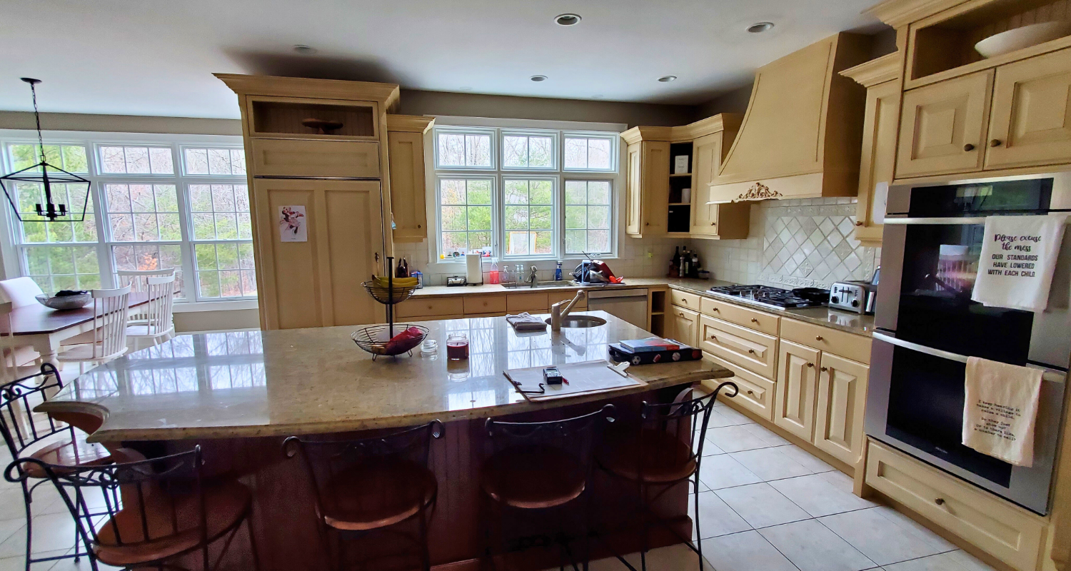 hand-crafted-kitchen-before-image (1)