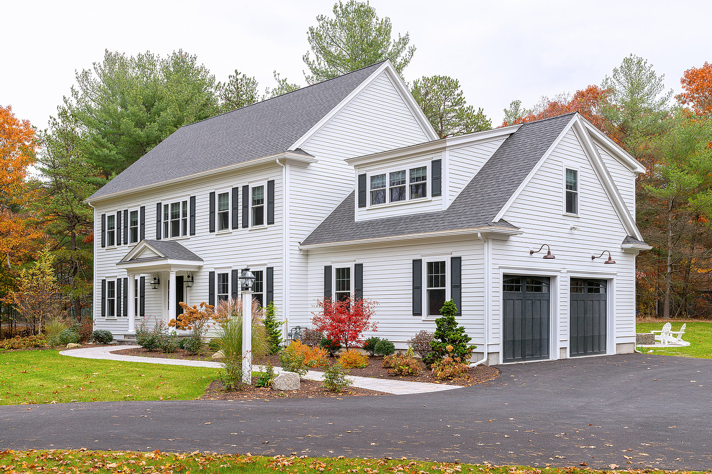 colonial custom home front and garage in medfield, massachusetts