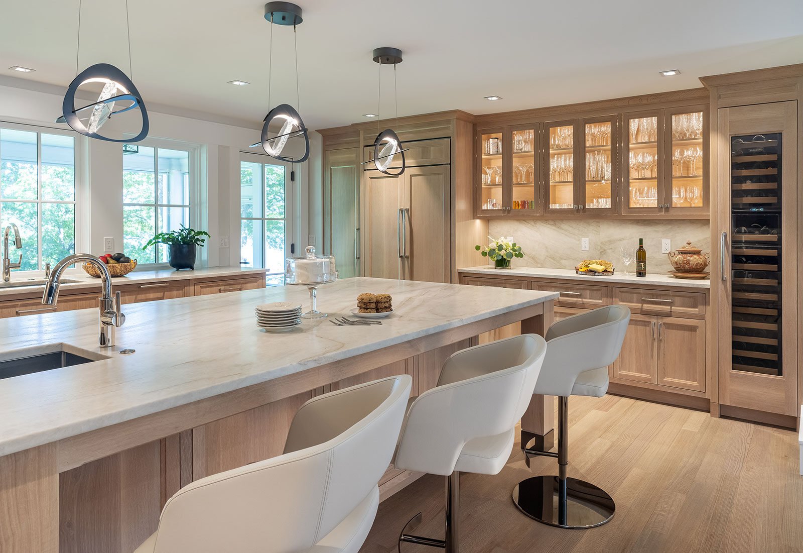 The Kitchen Design Guide for Style, Functionality and Entertaining Joy