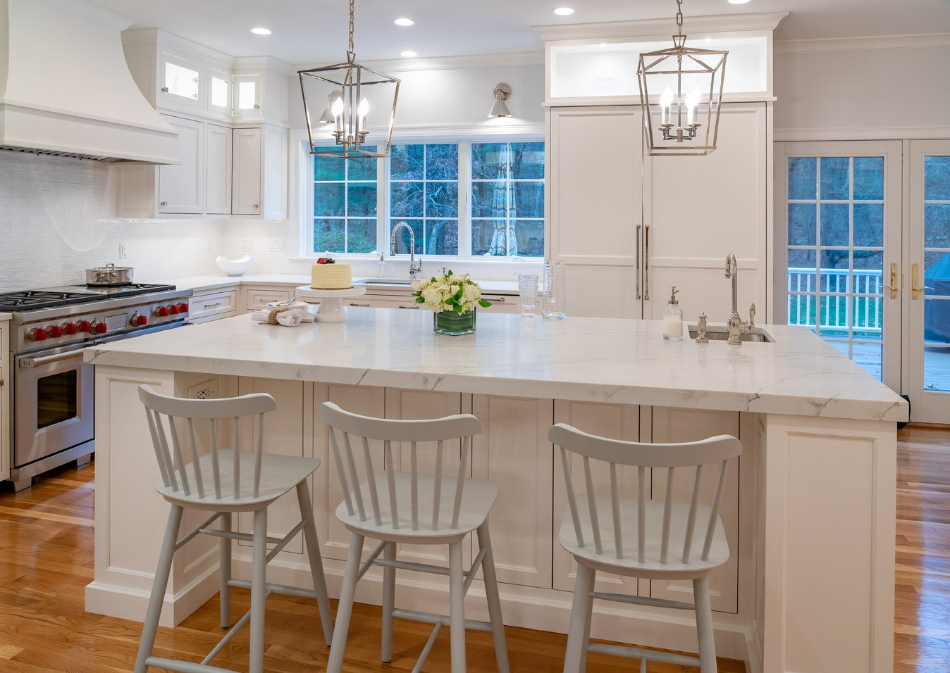 Revamp Your Kitchen Lighting: Modern Solutions for Better Illumination and Style