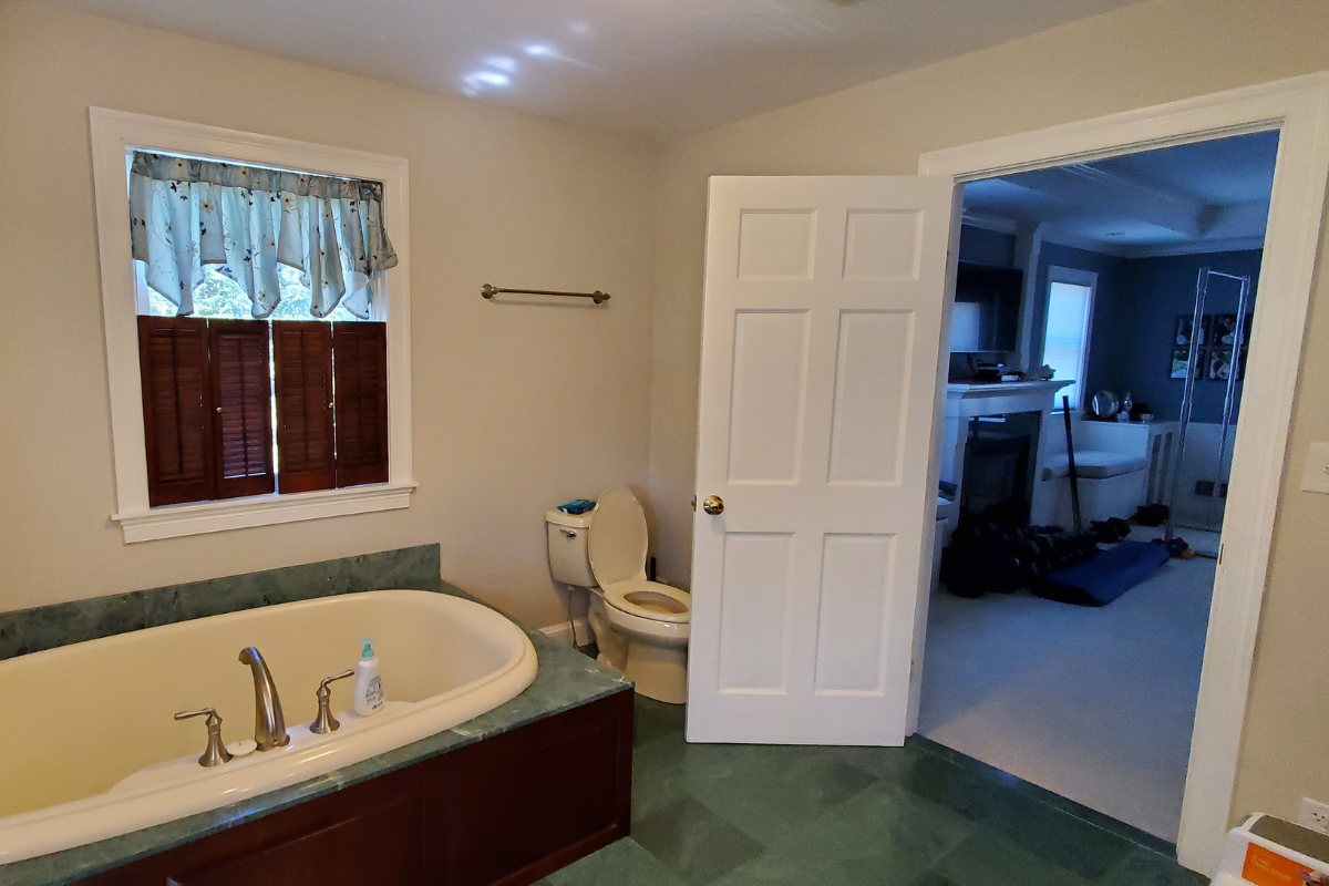 primary-suite-before-3 primary-suite-before-3